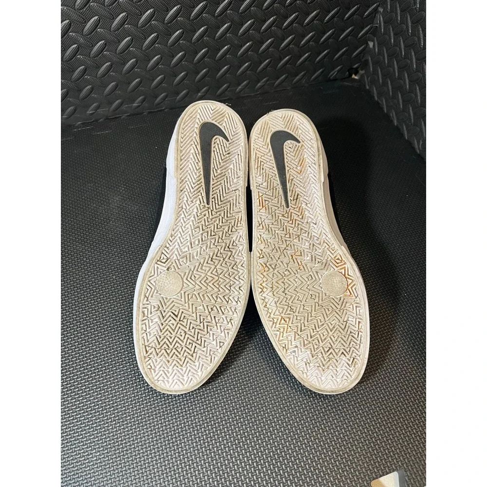 Nike SB MENS Size 13 Malor Black White FV6064-001 Skateboarding Sneakers